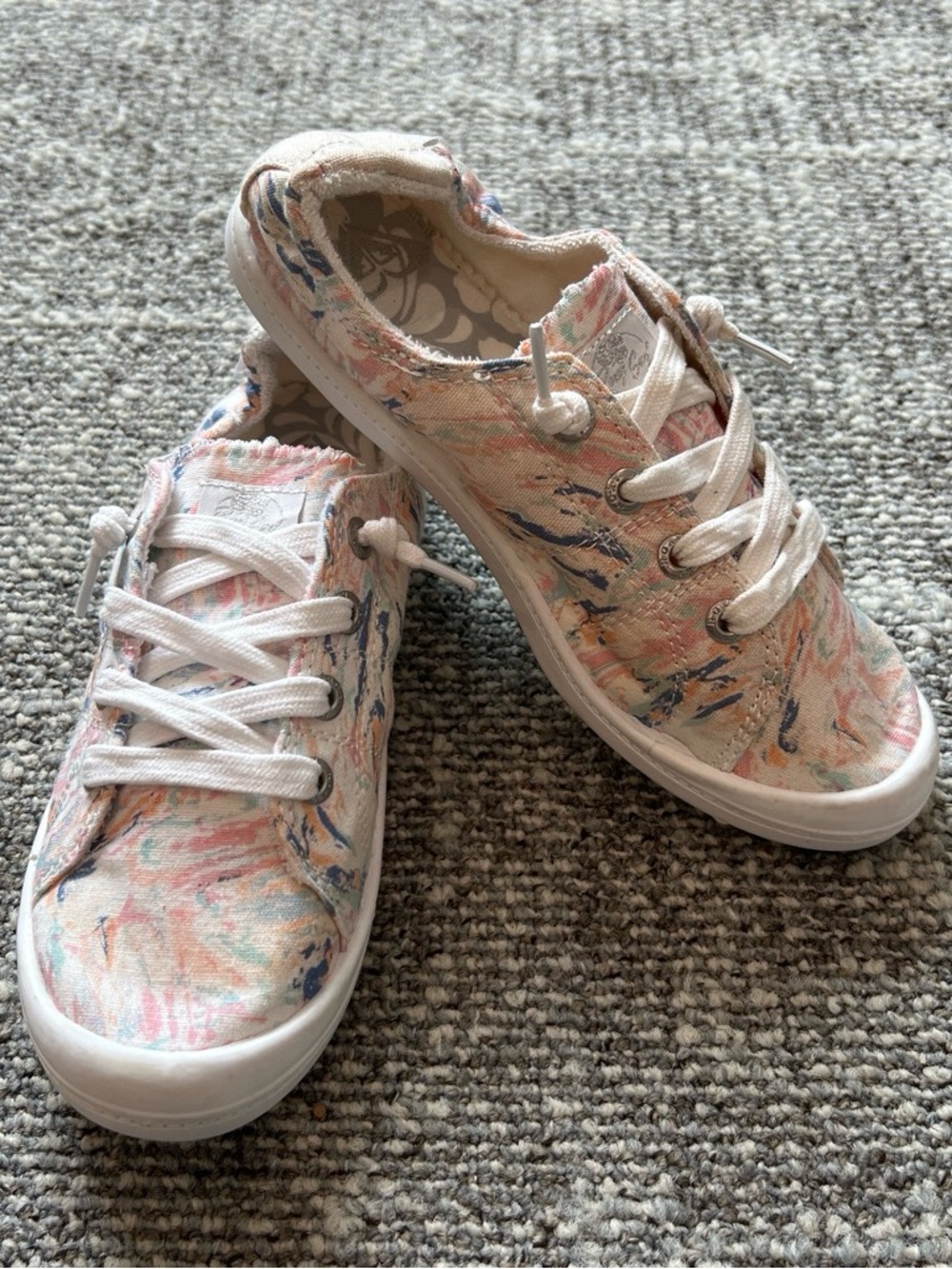 Roxy Women's Pastel Multicolor Canvas Sneakers - White Soles